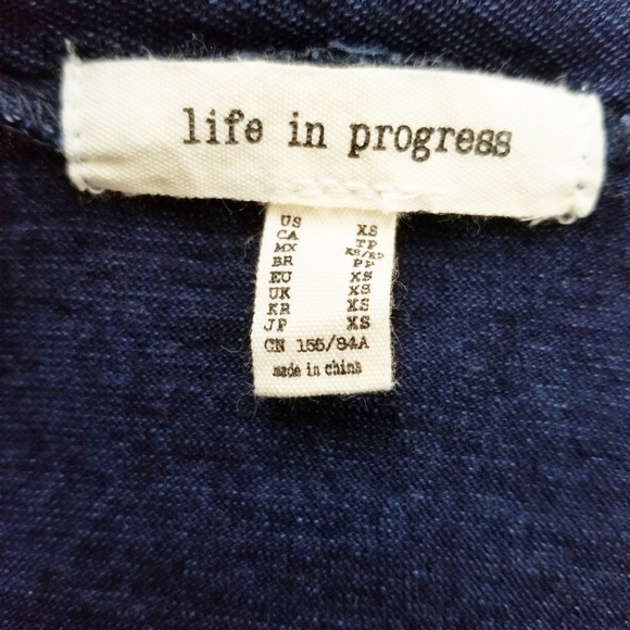 Life In Progress Acid Wash Denim Style Tee - Picture 7 of 8